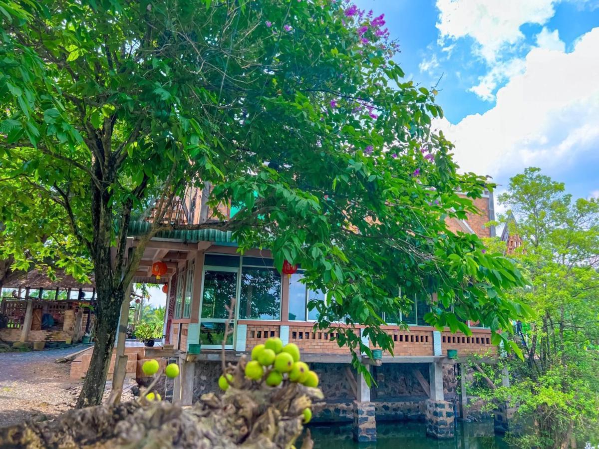Homestay Tay Xa Trang Bom Экстерьер фото