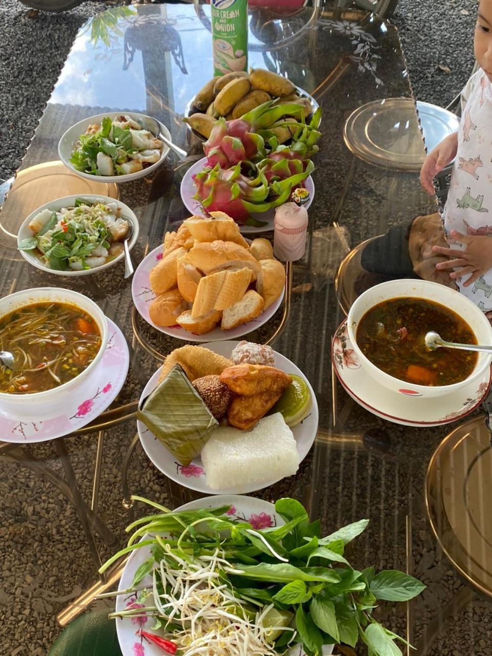 Homestay Tay Xa Trang Bom Экстерьер фото