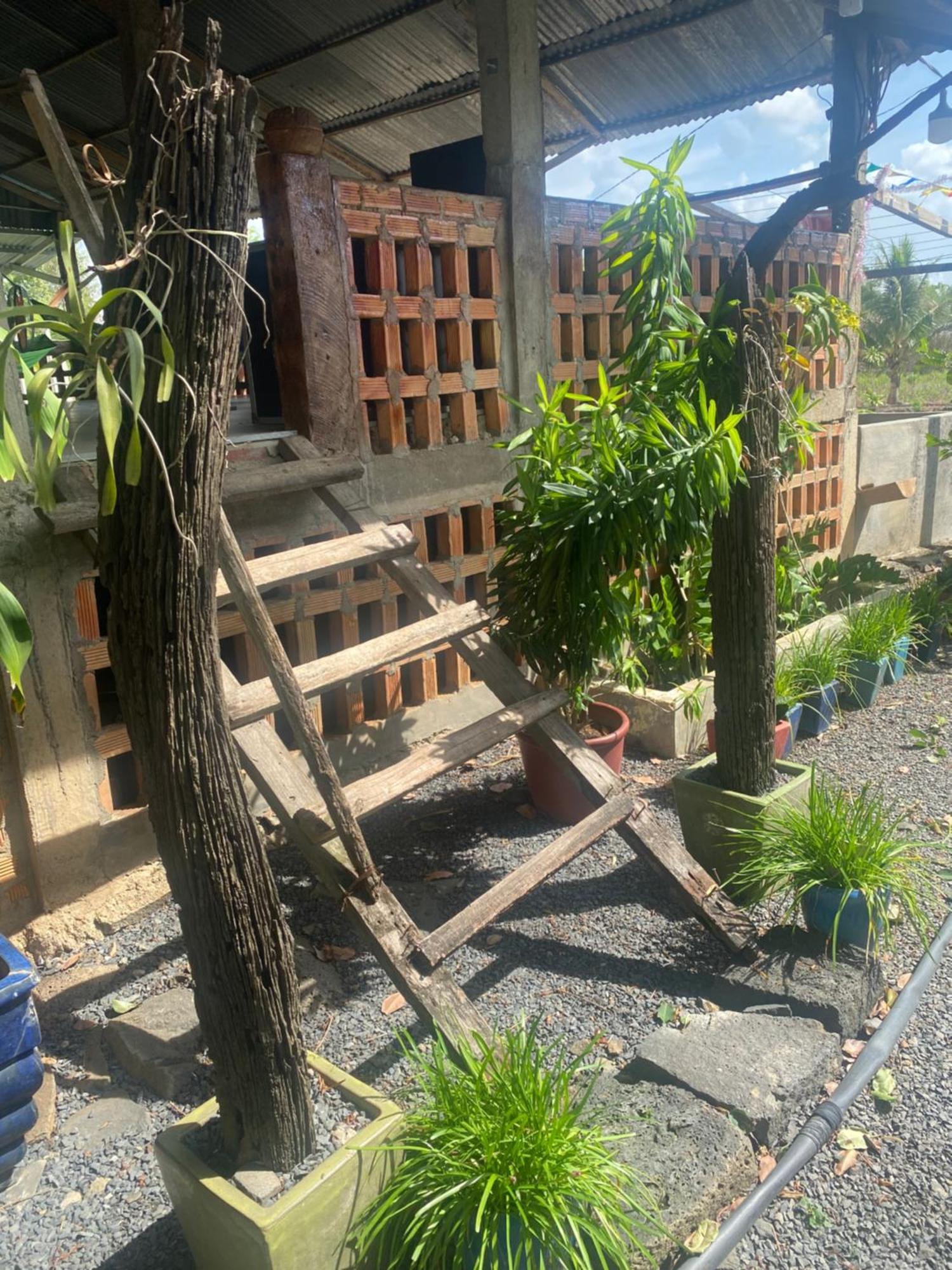 Homestay Tay Xa Trang Bom Экстерьер фото