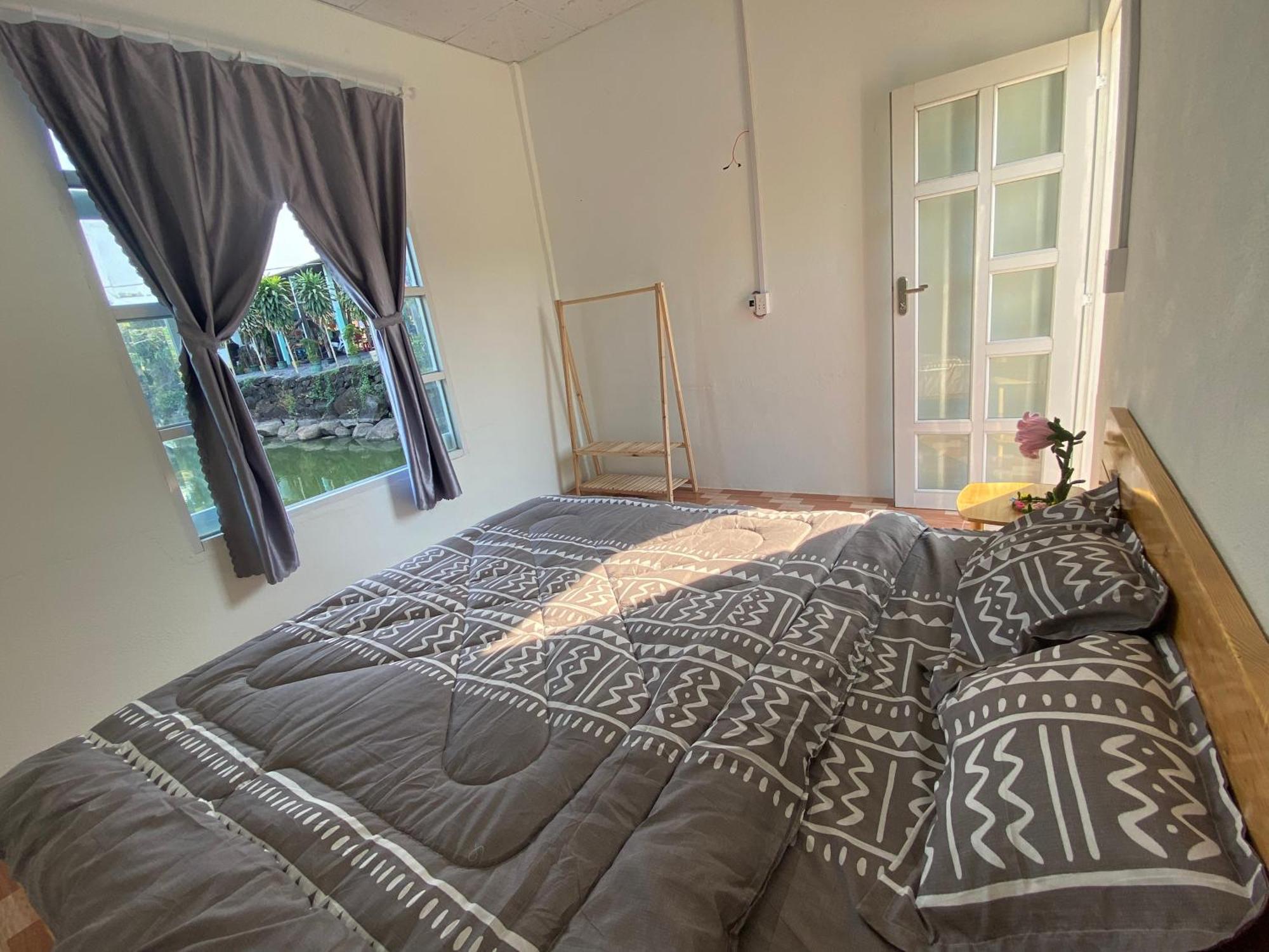 Homestay Tay Xa Trang Bom Экстерьер фото