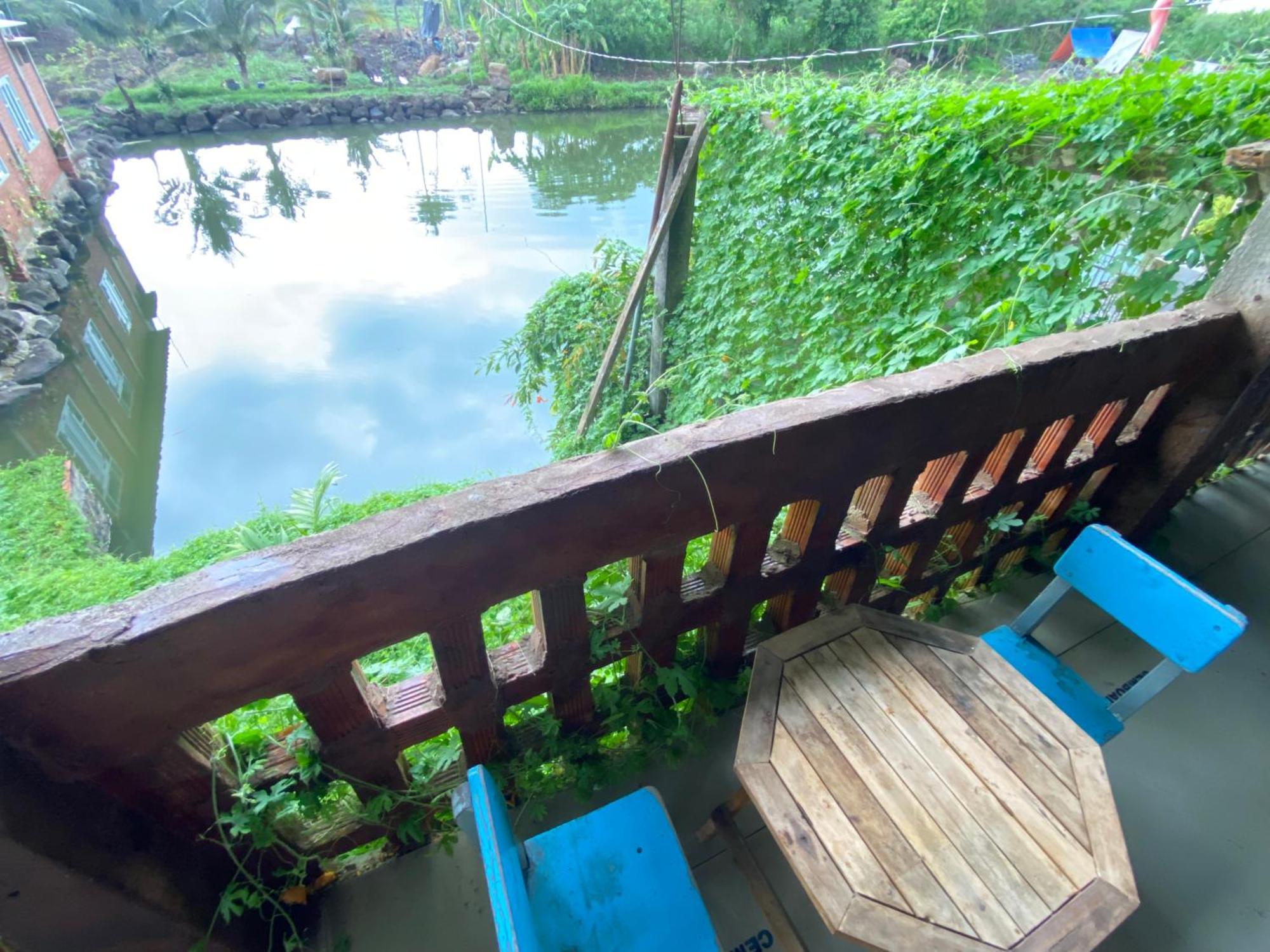 Homestay Tay Xa Trang Bom Экстерьер фото